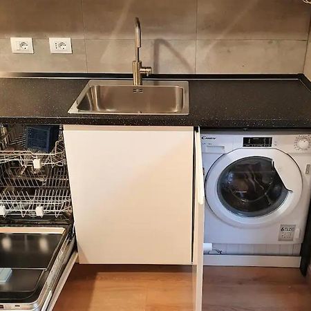 בולוניה Fiera Station Apartment מראה חיצוני תמונה