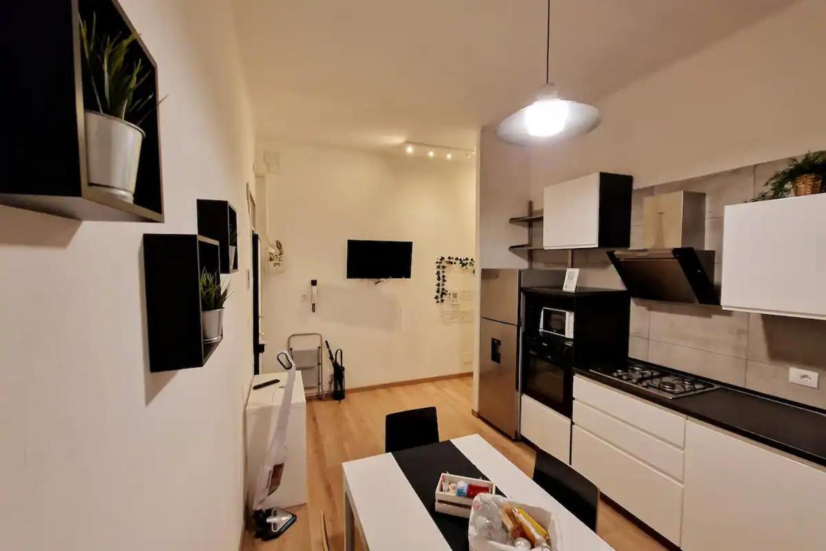 בולוניה Fiera Station Apartment מראה חיצוני תמונה
